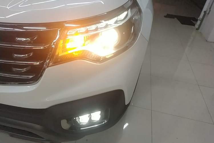 Used Kia Sportage R 2018 2.0L Automatic Smart Luxury Version China V Standard Left Front Headlight