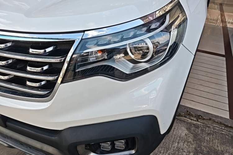 Used Kia Sportage R 2018 2.0L Automatic Smart Luxury Version China V Standard Left Front Headlight