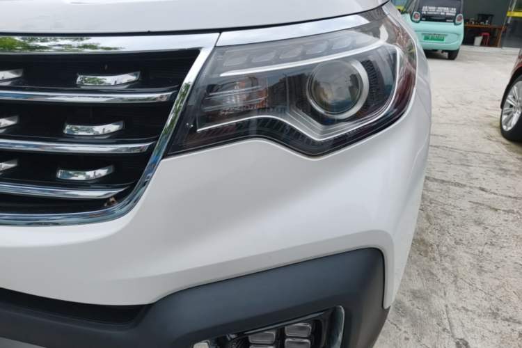 Used Kia Sportage R 2018 2.0L Automatic Smart Luxury Version China V Standard Left Front Headlight