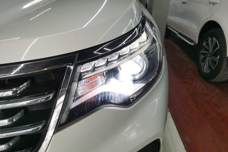 Used Kia Sportage R 2018 2.0L Automatic Smart Luxury Version China V Standard Left Front Headlight
