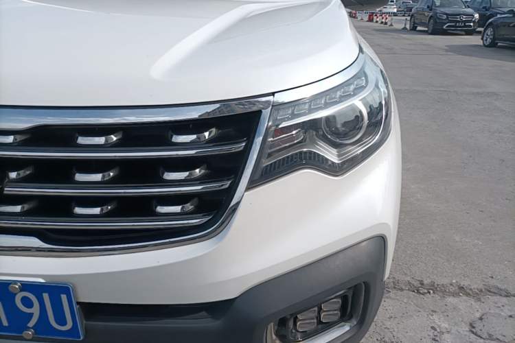 Used Kia Sportage R 2018 2.0L Automatic Smart Luxury Version China V Standard Left Front Headlight