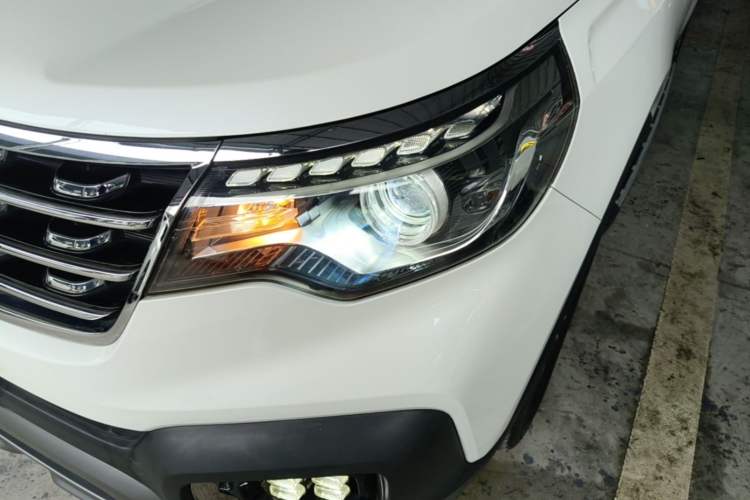 Used Kia Sportage R 2018 2.0L Automatic Smart Luxury Version China V Standard Left Front Headlight