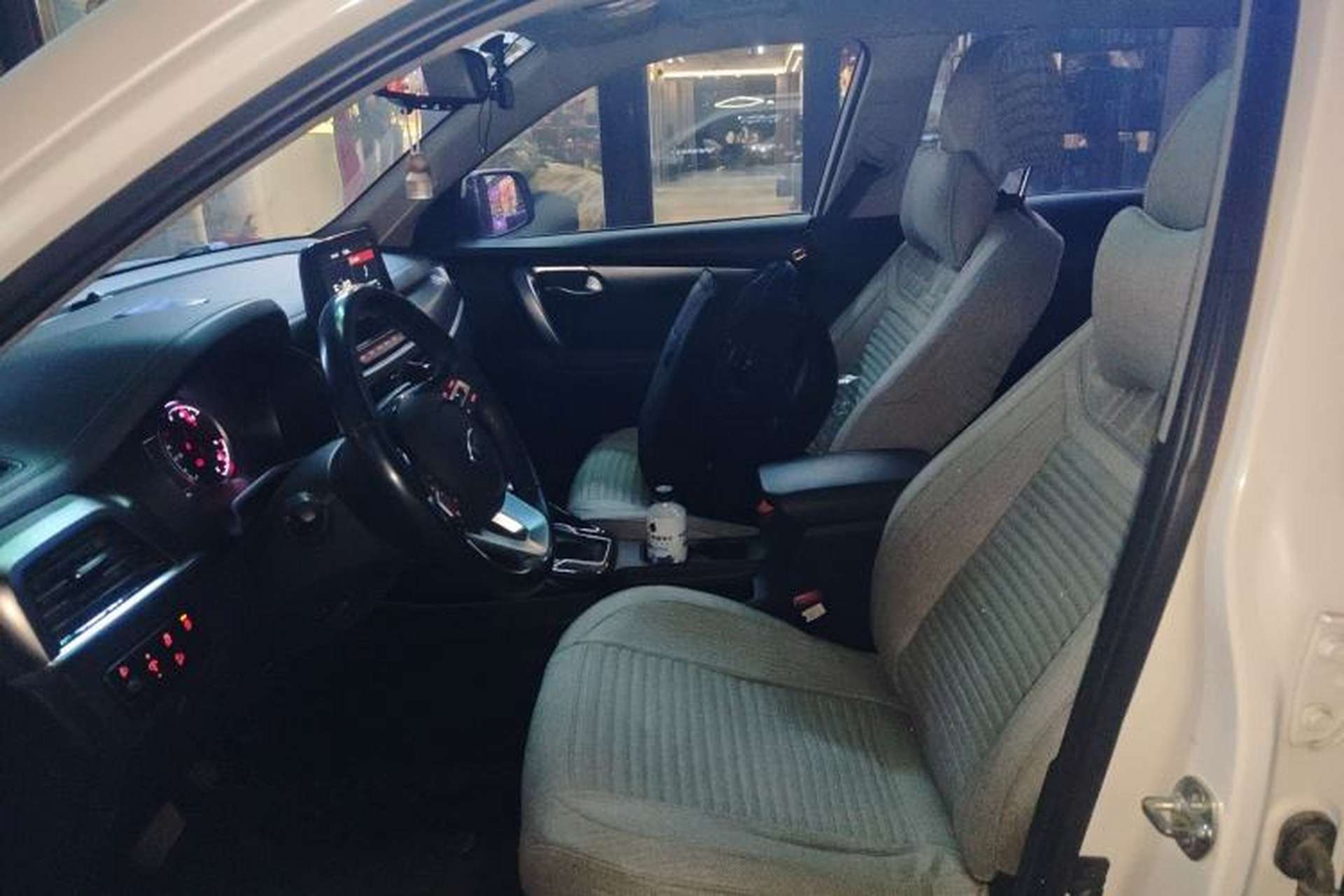 Used Kia Sportage R 2018 2.0L Automatic Smart Luxury Version China V Standard Left Front Seat