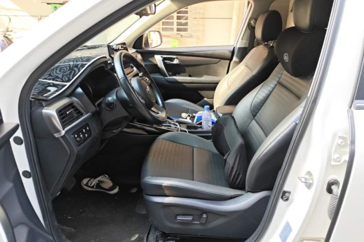 Used Kia Sportage R 2018 2.0L Automatic Smart Luxury Version China V Standard Left Front Seat