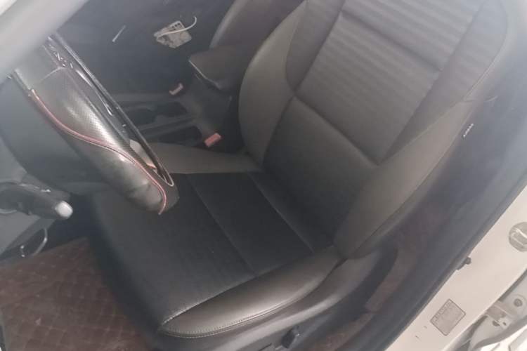 Used Kia Sportage R 2018 2.0L Automatic Smart Luxury Version China V Standard Left Front Seat
