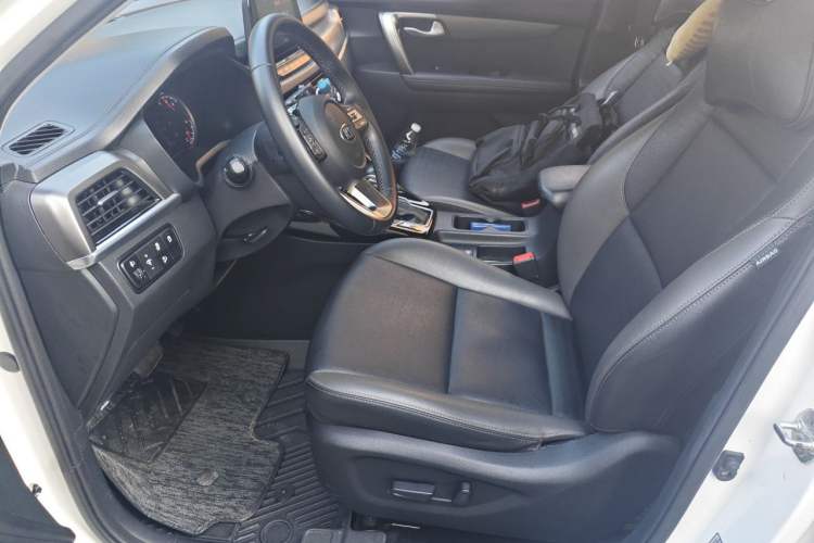 Used Kia Sportage R 2018 2.0L Automatic Smart Luxury Version China V Standard Left Front Seat