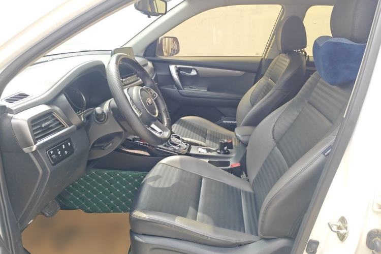Used Kia Sportage R 2018 2.0L Automatic Smart Luxury Version China V Standard Left Front Seat