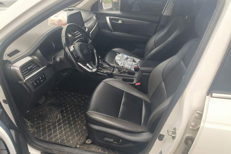 Used Kia Sportage R 2018 2.0L Automatic Smart Luxury Version China V Standard Left Front Seat