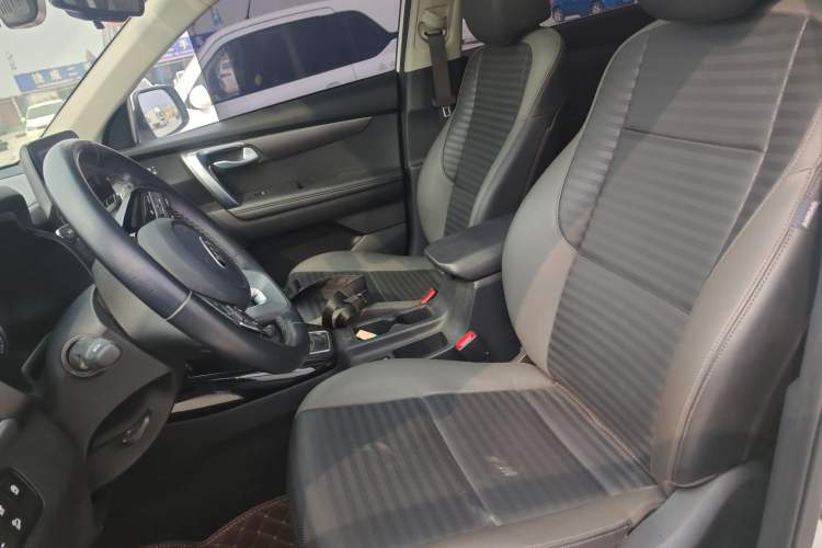 Used Kia Sportage R 2018 2.0L Automatic Smart Luxury Version China V Standard Left Front Seat