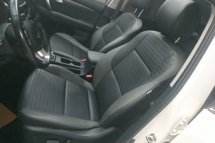 Used Kia Sportage R 2018 2.0L Automatic Smart Luxury Version China V Standard Left Front Seat