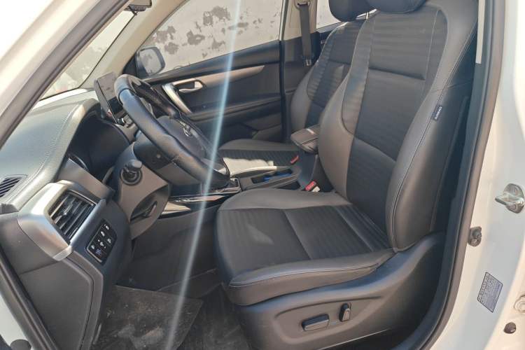 Used Kia Sportage R 2018 2.0L Automatic Smart Luxury Version China V Standard Left Front Seat