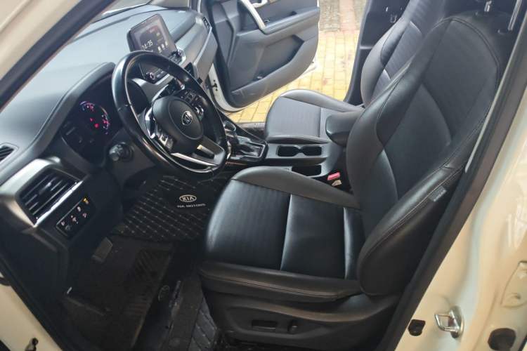 Used Kia Sportage R 2018 2.0L Automatic Smart Luxury Version China V Standard Left Front Seat
