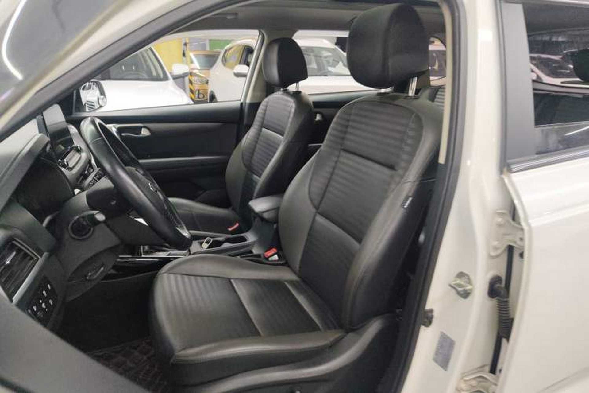 Used Kia Sportage R 2018 2.0L Automatic Smart Luxury Version China V Standard Left Front Seat