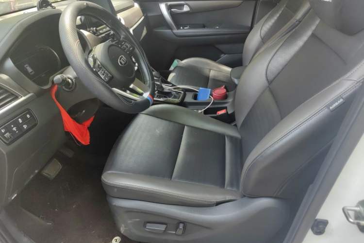Used Kia Sportage R 2018 2.0L Automatic Smart Luxury Version China V Standard Left Front Seat