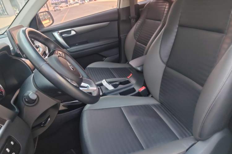 Used Kia Sportage R 2018 2.0L Automatic Smart Luxury Version China V Standard Left Front Seat