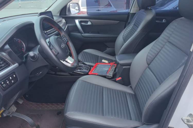 Used Kia Sportage R 2018 2.0L Automatic Smart Luxury Version China V Standard Left Front Seat