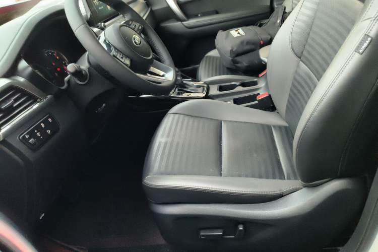 Used Kia Sportage R 2018 2.0L Automatic Smart Luxury Version China V Standard Left Front Seat