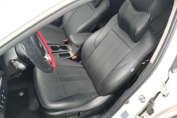 Used Kia Sportage R 2018 2.0L Automatic Smart Luxury Version China V Standard Left Front Seat