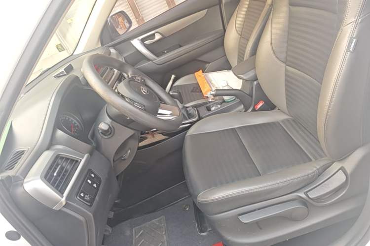 Used Kia Sportage R 2018 2.0L Manual Fashion Edition China V Standard Left Front Seat