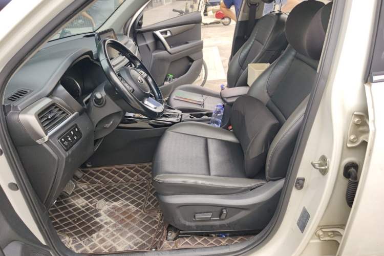 Used Kia Sportage R 2018 2.0L Automatic Smart Luxury Version China V Standard Left Front Seat