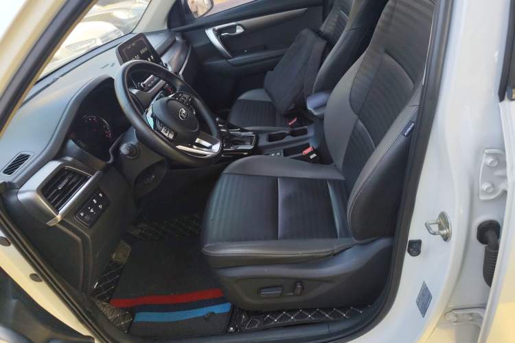 Used Kia Sportage R 2018 2.0L Automatic Smart Luxury Version China V Standard Left Front Seat