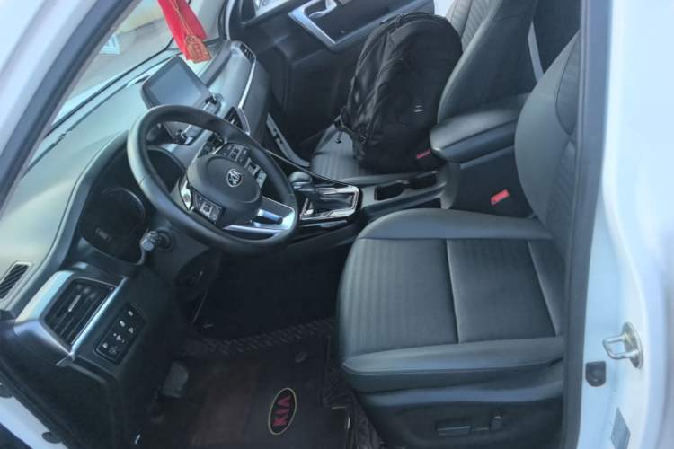 Used Kia Sportage R 2018 2.0L Automatic Smart Luxury Version China V Standard Left Front Seat