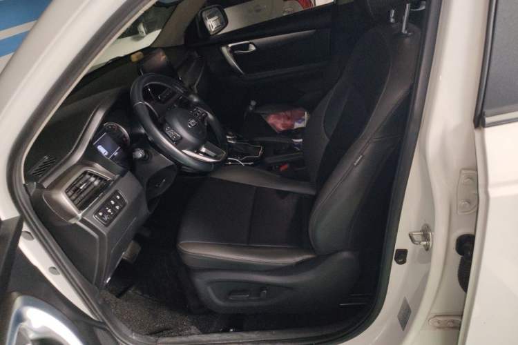 Used Kia Sportage R 2018 2.0L Automatic Smart Luxury Version China V Standard Left Front Seat