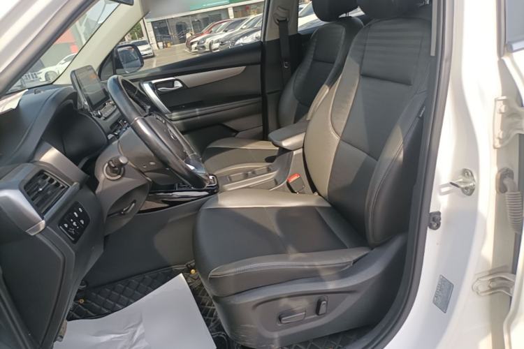 Used Kia Sportage R 2018 2.0L Automatic Smart Luxury Version China V Standard Left Front Seat