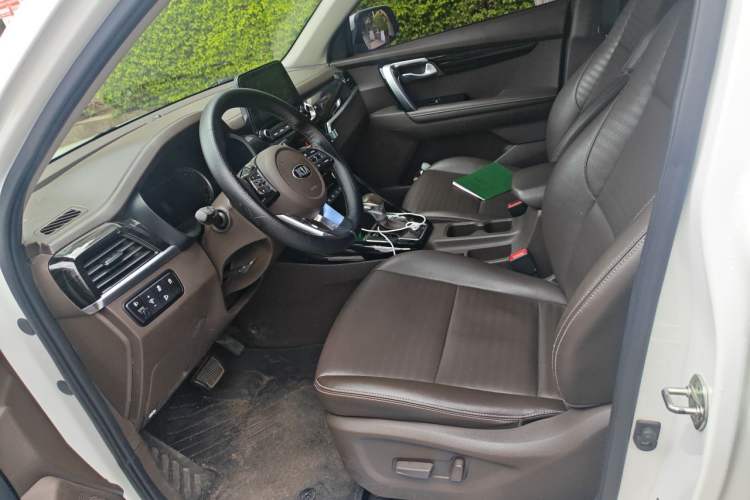Used Kia Sportage R 2018 2.0L Automatic Smart Luxury Version China V Standard Left Front Seat