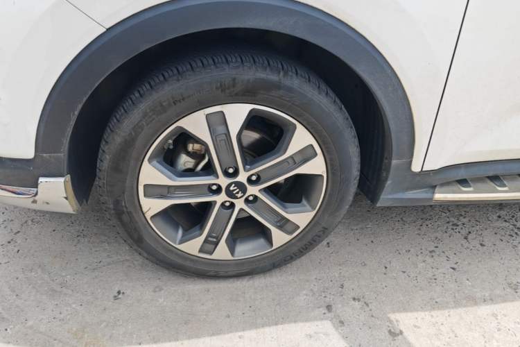 Used Kia Sportage R 2018 2.0L Automatic Smart Luxury Version China V Standard Left Front Wheel Hub