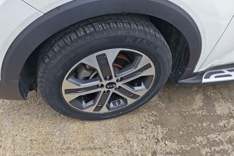 Used Kia Sportage R 2018 2.0L Automatic Smart Luxury Version China V Standard Left Front Wheel Hub