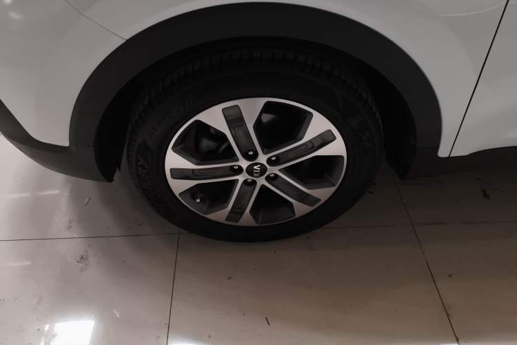 Used Kia Sportage R 2018 2.0L Automatic Smart Luxury Version China V Standard Left Front Wheel Hub
