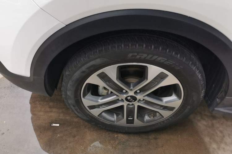 Used Kia Sportage R 2018 2.0L Automatic Smart Luxury Version China V Standard Left Front Wheel Hub