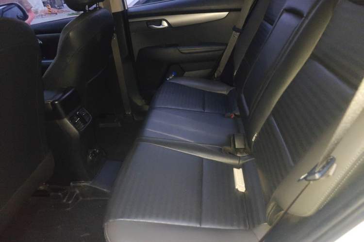 Used Kia Sportage R 2018 2.0L Automatic Smart Luxury Version China V Standard Left Rear Seat