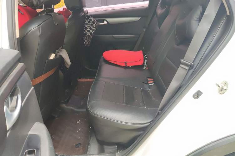 Used Kia Sportage R 2018 2.0L Automatic Smart Luxury Version China V Standard Left Rear Seat
