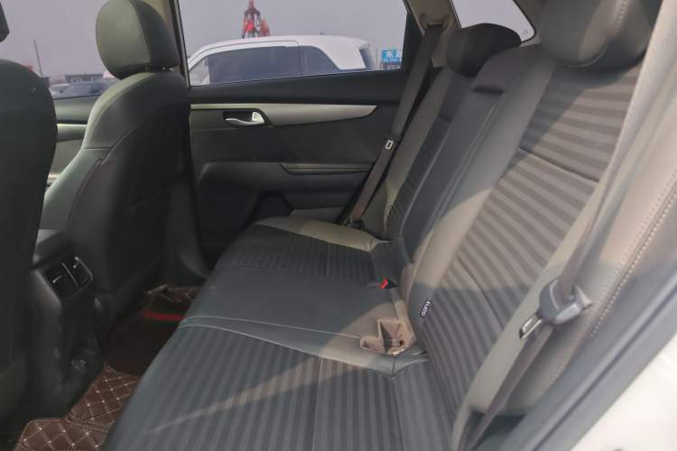 Used Kia Sportage R 2018 2.0L Automatic Smart Luxury Version China V Standard Left Rear Seat