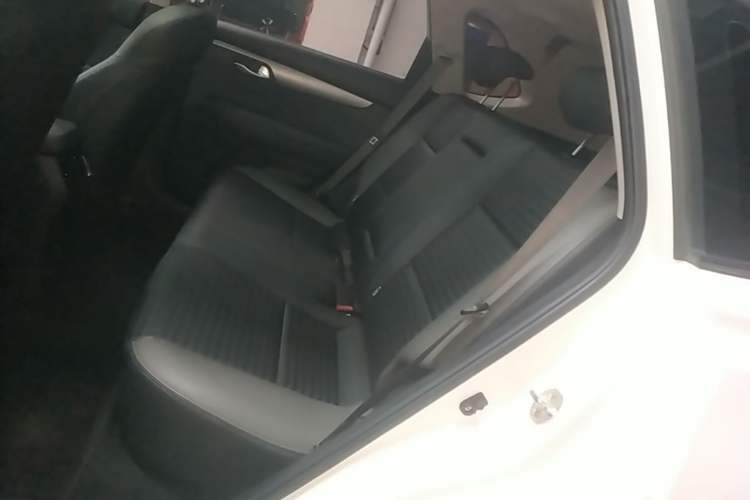 Used Kia Sportage R 2018 2.0L Automatic Smart Luxury Version China V Standard Left Rear Seat