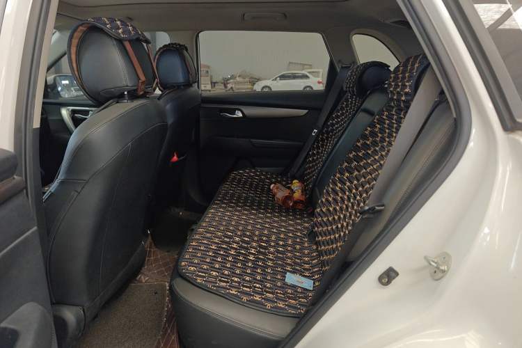 Used Kia Sportage R 2018 2.0L Automatic Smart Luxury Version China V Standard Left Rear Seat