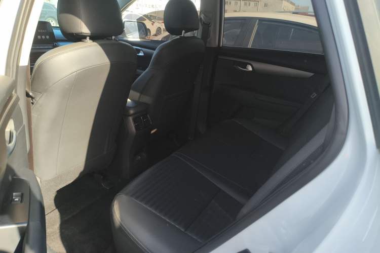 Used Kia Sportage R 2018 2.0L Automatic Smart Luxury Version China V Standard Left Rear Seat