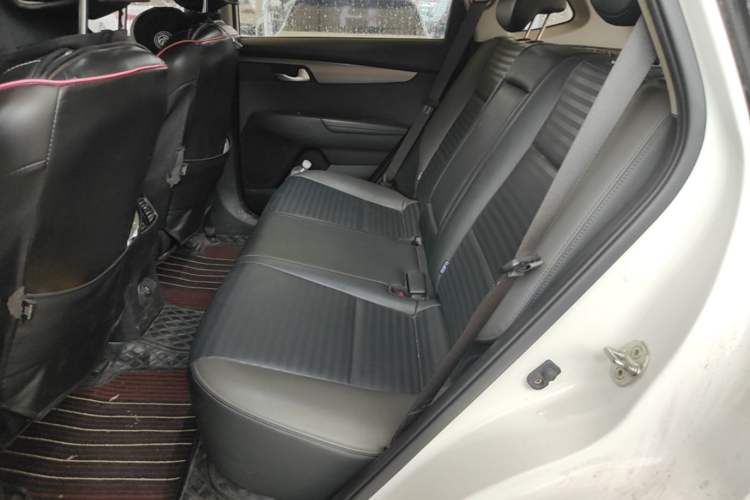 Used Kia Sportage R 2018 2.0L Automatic Smart Luxury Version China V Standard Left Rear Seat
