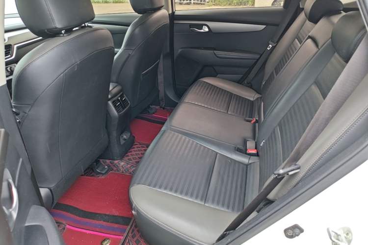Used Kia Sportage R 2018 2.0L Automatic Smart Luxury Version China V Standard Left Rear Seat