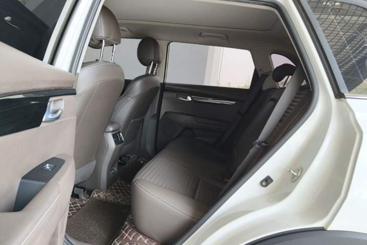 Used Kia Sportage R 2018 2.0L Automatic Smart Luxury Version China V Standard Left Rear Seat
