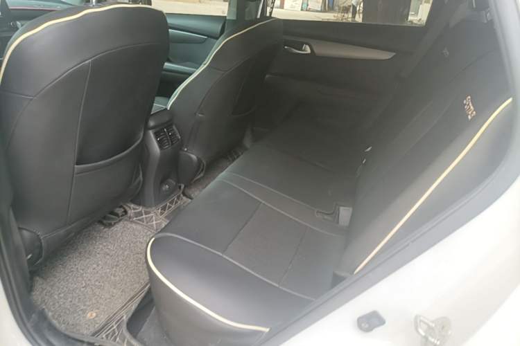 Used Kia Sportage R 2018 2.0L Automatic Smart Luxury Version China V Standard Left Rear Seat