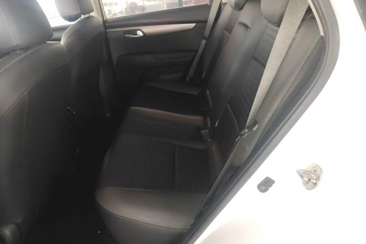 Used Kia Sportage R 2018 2.0L Automatic Smart Luxury Version China V Standard Left Rear Seat