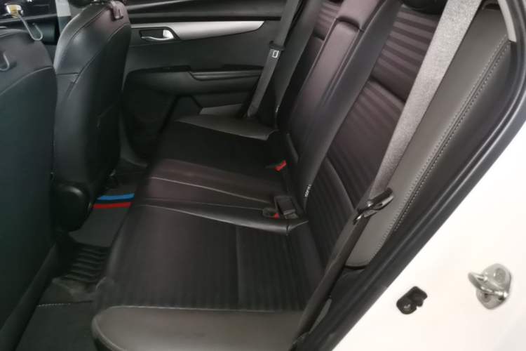 Used Kia Sportage R 2018 2.0L Automatic Smart Luxury Version China V Standard Left Rear Seat