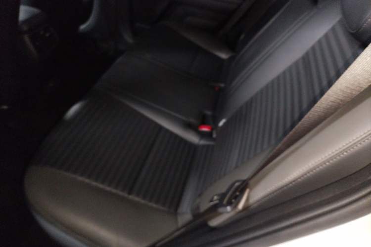 Used Kia Sportage R 2018 2.0L Automatic Smart Luxury Version China V Standard Left Rear Seat