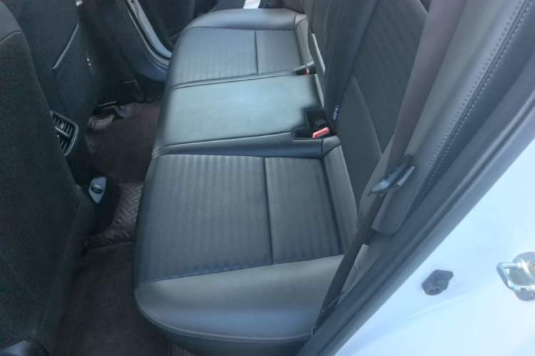 Used Kia Sportage R 2018 2.0L Automatic Smart Luxury Version China V Standard Left Rear Seat