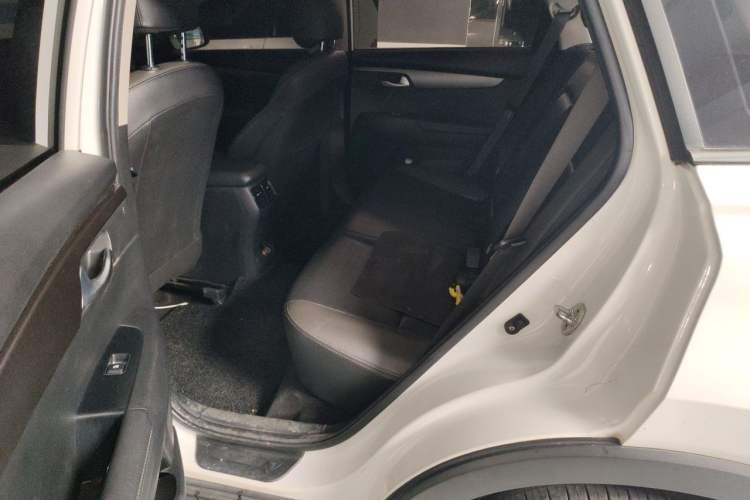 Used Kia Sportage R 2018 2.0L Automatic Smart Luxury Version China V Standard Left Rear Seat