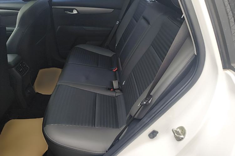 Used Kia Sportage R 2018 2.0L Automatic Smart Luxury Version China V Standard Left Rear Seat