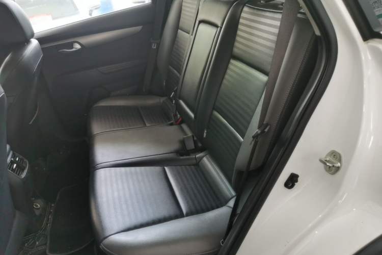 Used Kia Sportage R 2018 2.0L Automatic Smart Luxury Version China V Standard Left Rear Seat